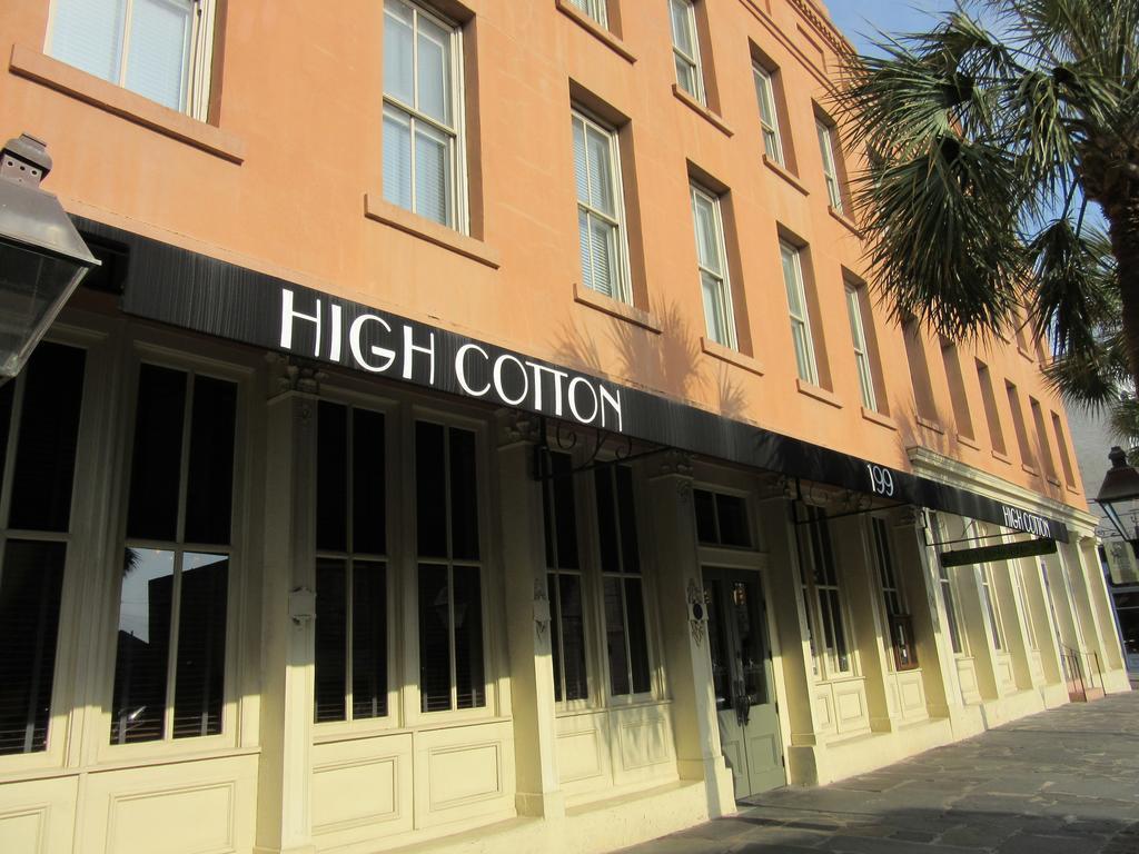 The Lodge Alley Inn Charleston Exterior photo