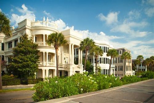 The Lodge Alley Inn Charleston Exterior photo